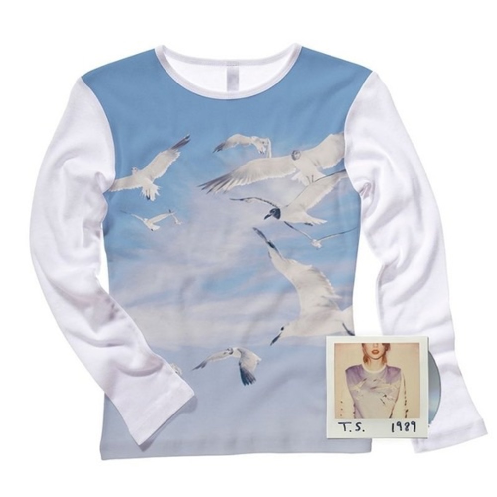 Taylor Swift 1989 cover shirt she wore on album cover